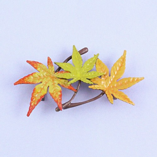 帯留 紅葉三葉C